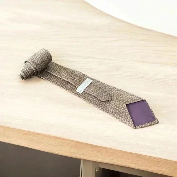 HALSTON Brown Geometric 100% Silk Handmade in USA Neck Tie Unisex (3.5"W X 57"L) - Picture 3 of 4